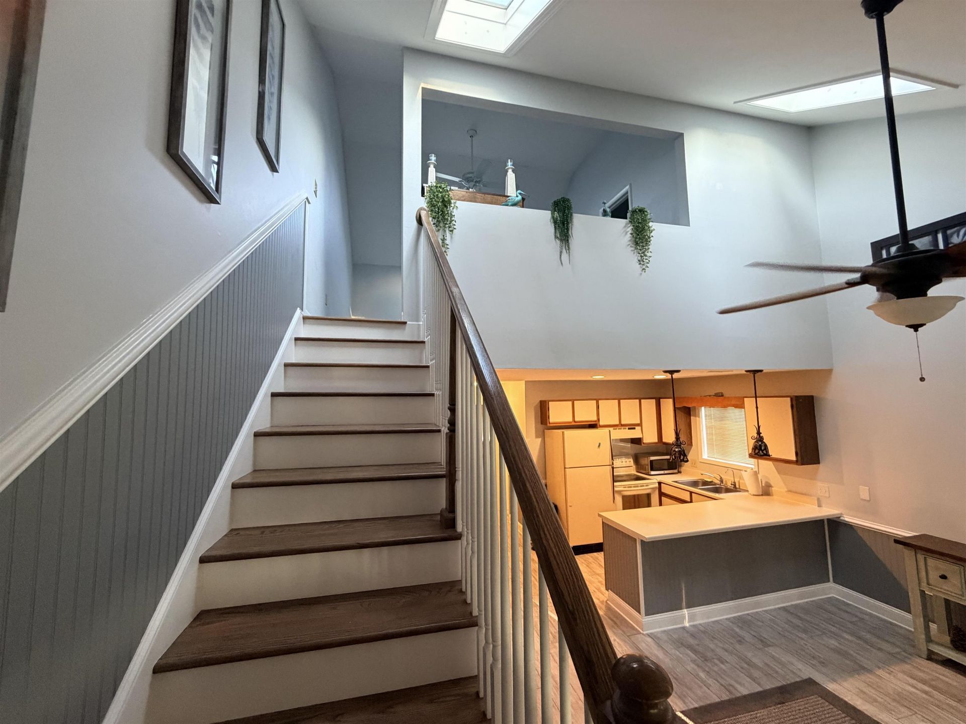 500 Fairway Village Ln. Photo 13