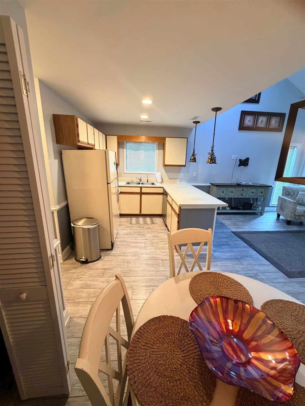 500 Fairway Village Ln. Photo 14