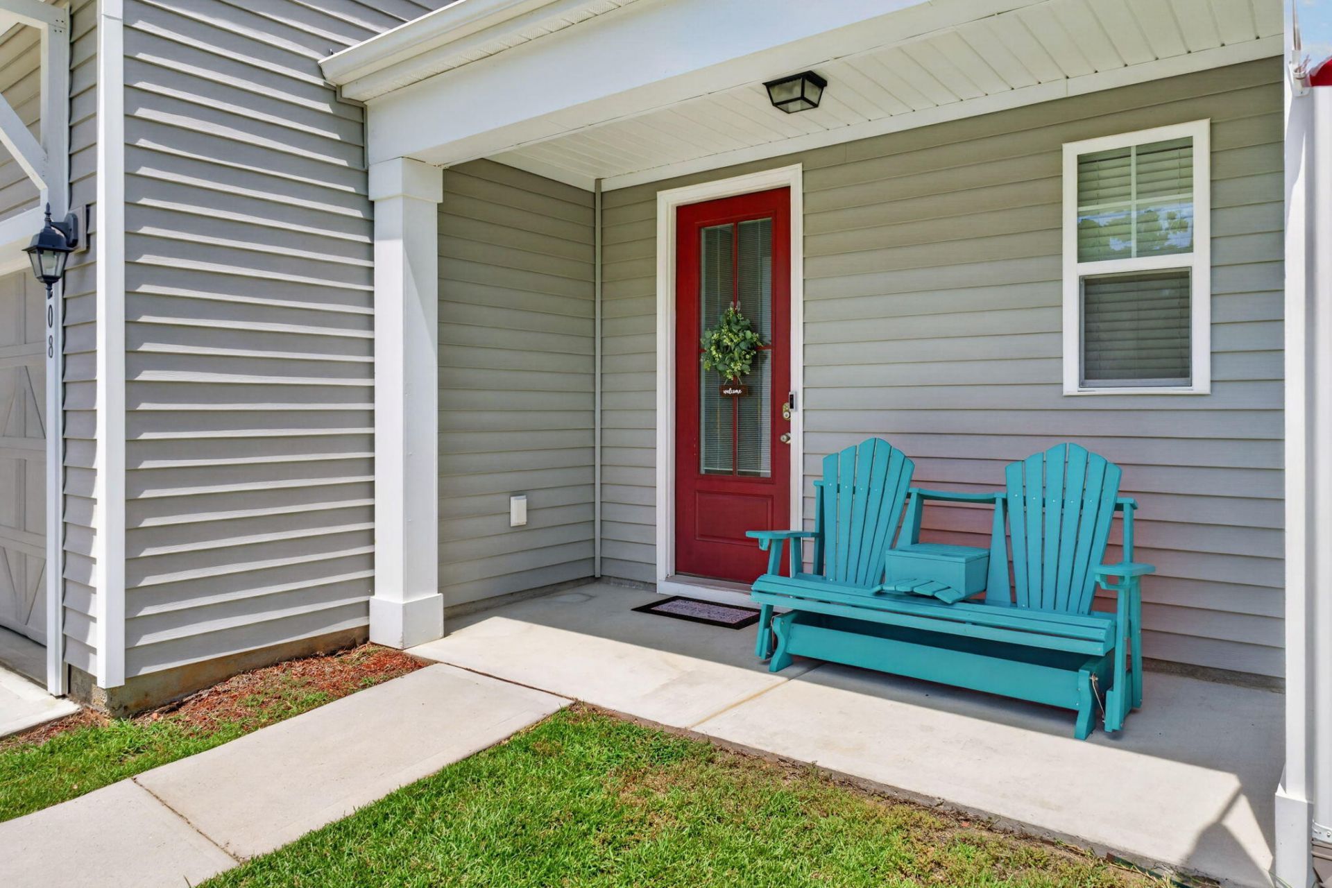 208 Roanoke Hill Court Photo 3
