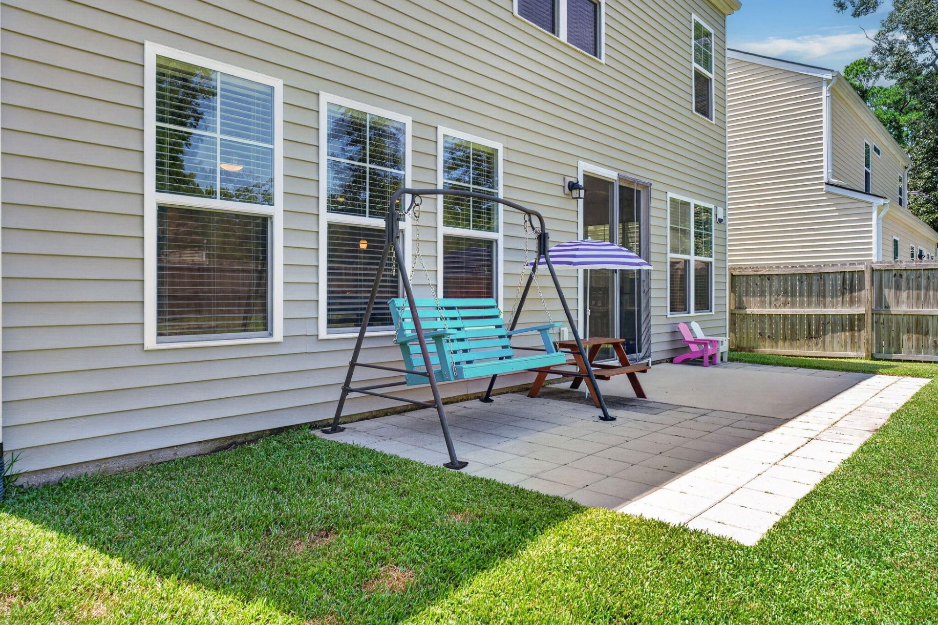 208 Roanoke Hill Court Photo 36