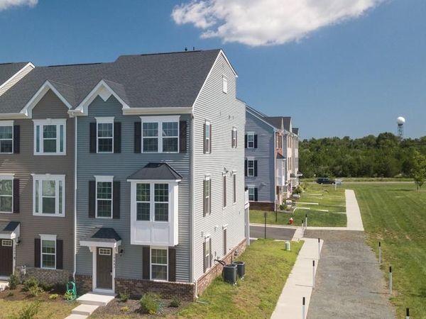 19443 SPOKAN SQUARE, LEESBURG, VA 20175