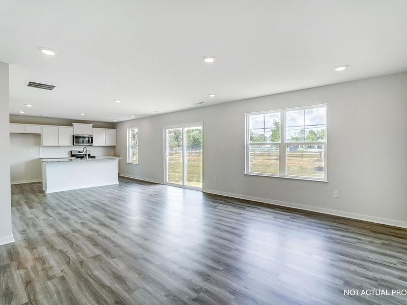 1257 Sherwood Loop , Bellefontaine, OH 43311 Photo 6
