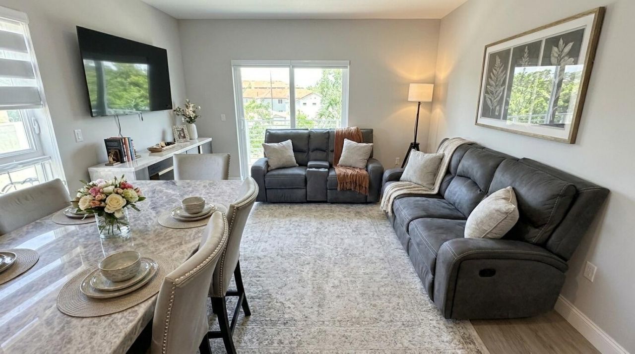 1938 Jackson Street, Unit 202, Hollywood, FL 33020 Photo