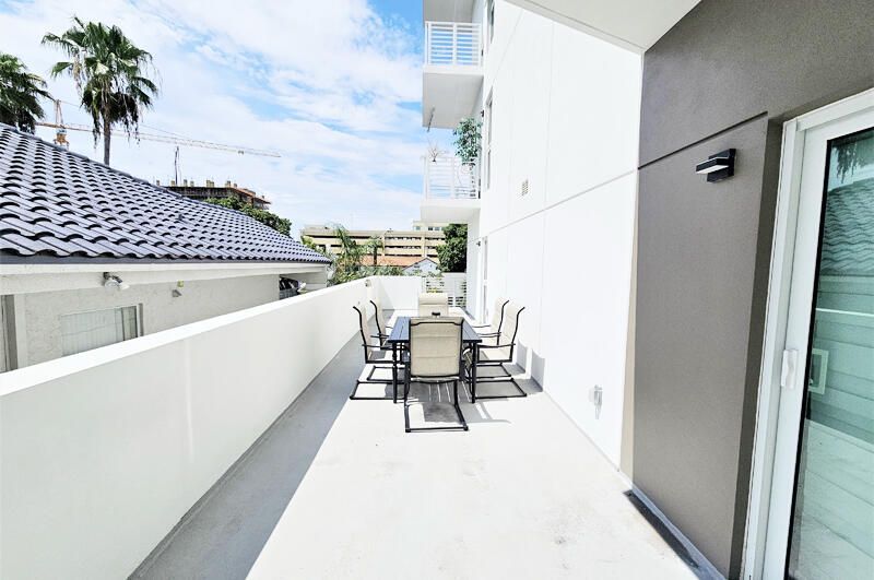 1938 Jackson Street, Unit 202, Hollywood, FL 33020 Photo