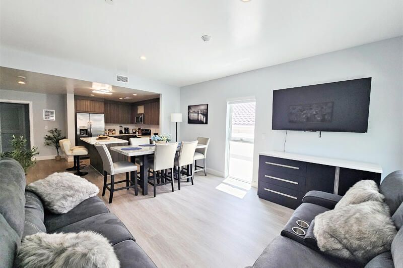 1938 Jackson Street, Unit 202, Hollywood, FL 33020 Photo