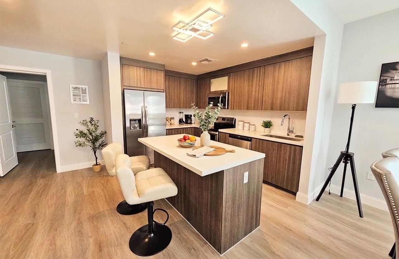 1938 Jackson Street, Unit 202, Hollywood, FL 33020 Photo