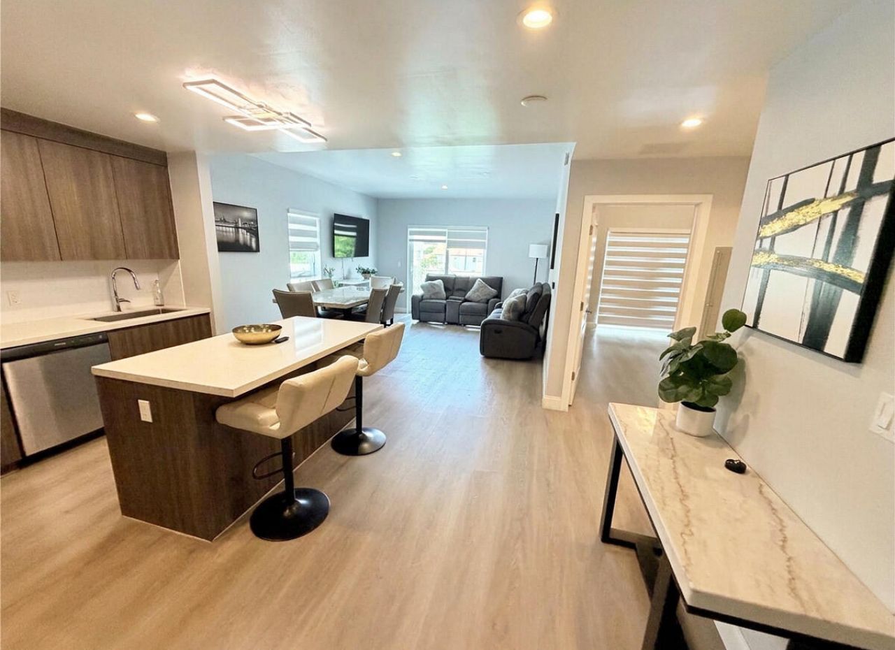 1938 Jackson Street, Unit 202, Hollywood, FL 33020 Photo