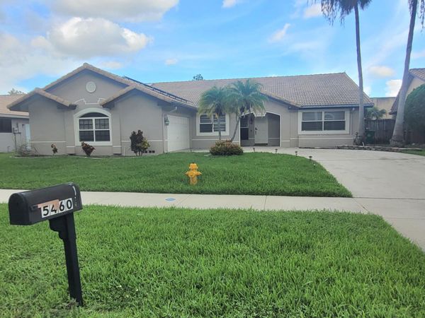 5460 HAWKES BLUFF Avenue, Davie, FL 33331