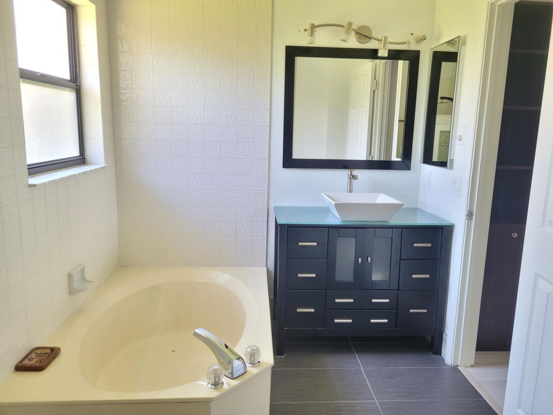 5460 Hawkes Bluff Avenue, Davie, FL 33331 Photo
