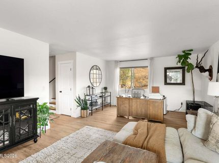 105 Cheyenne Drive, Reno, NV 89521 Photo