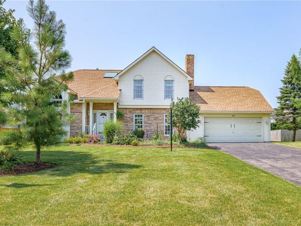 48 Churchview Lane , Pittsford, NY 14534