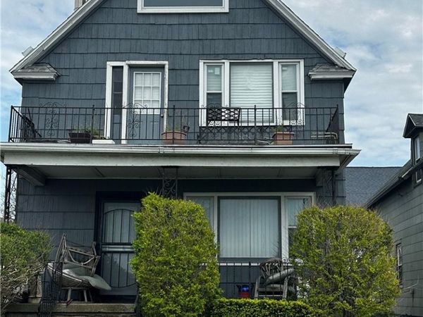 2349 Niagara Street , Buffalo, NY 14207