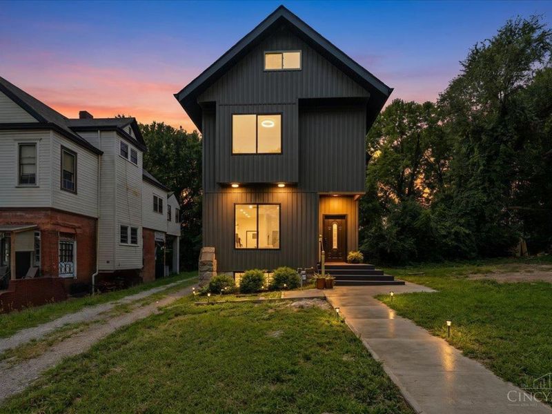 837 Rockdale Avenue, Cincinnati, OH 45229 Photo 1