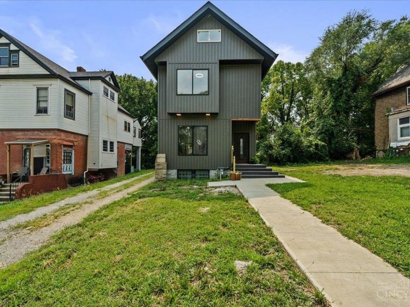 837 Rockdale Avenue, Cincinnati, OH 45229 Photo 2