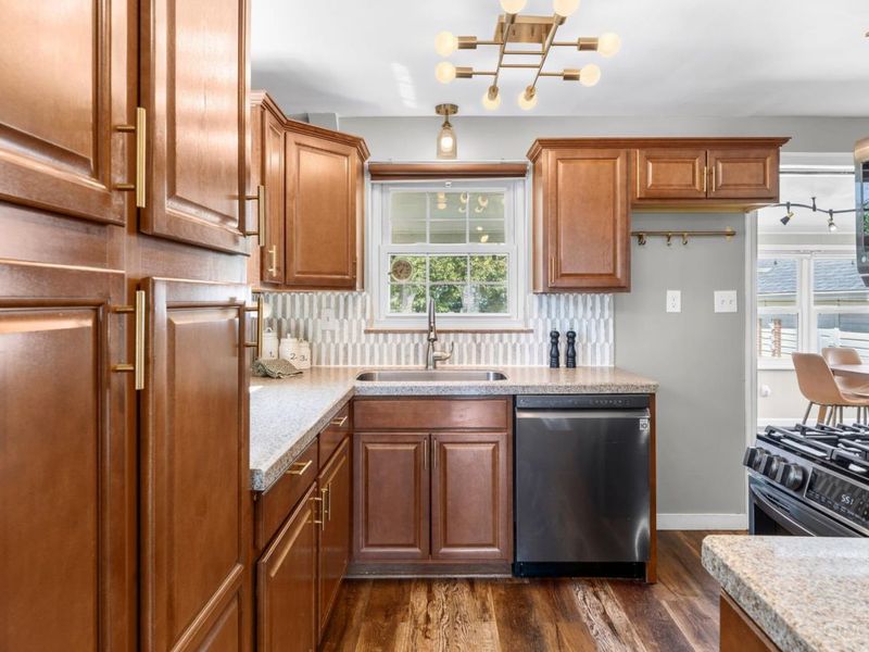 9489 West Avenue, Blue Ash, OH 45242 Photo 12