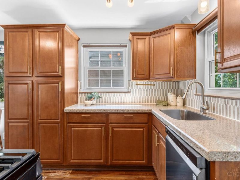 9489 West Avenue, Blue Ash, OH 45242 Photo 7