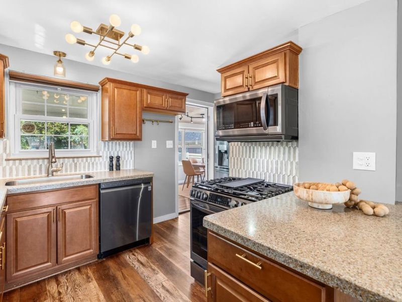 9489 West Avenue, Blue Ash, OH 45242 Photo 8
