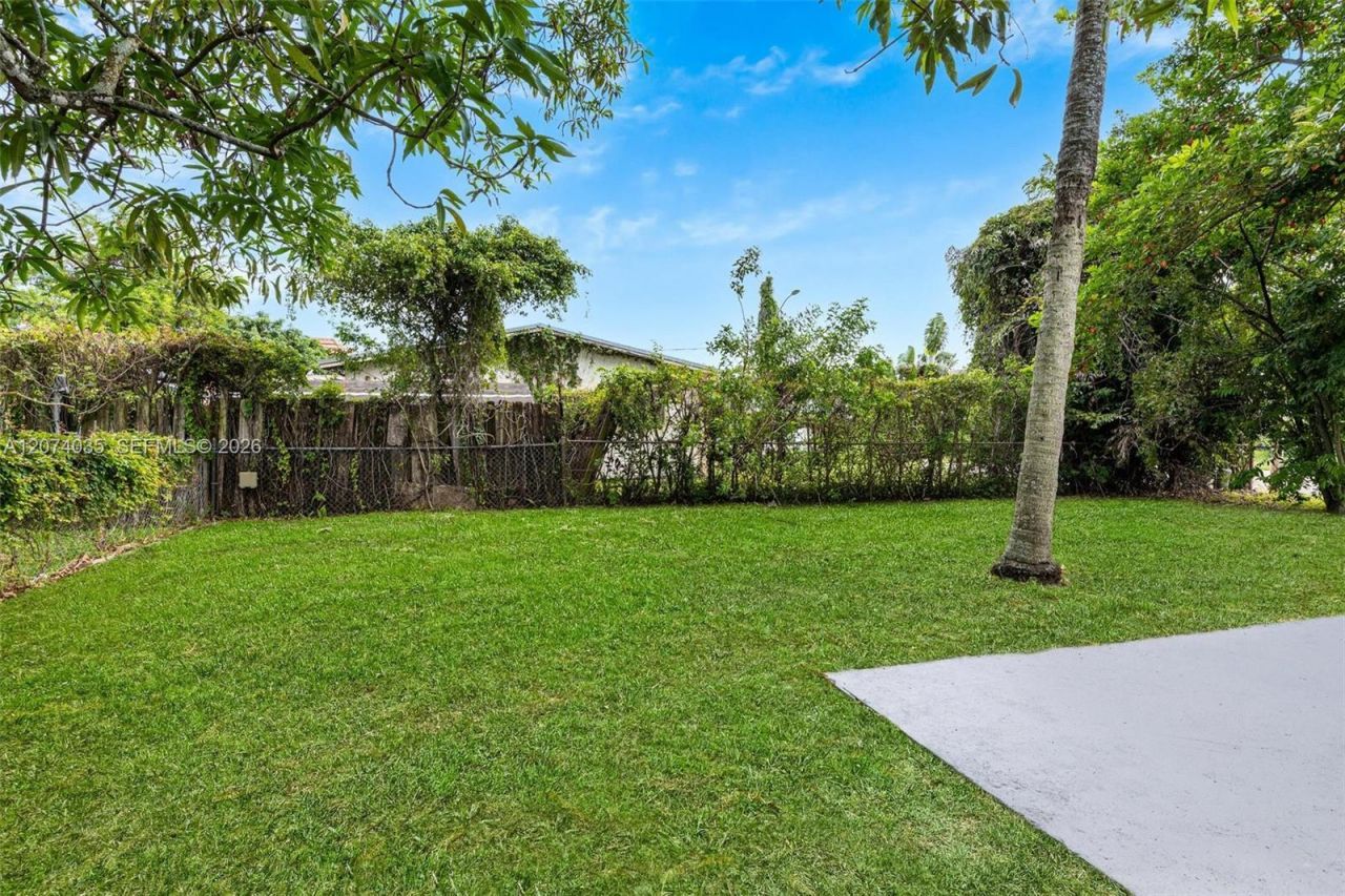 5937 NW 16th Ct , Sunrise, FL 33313 Photo