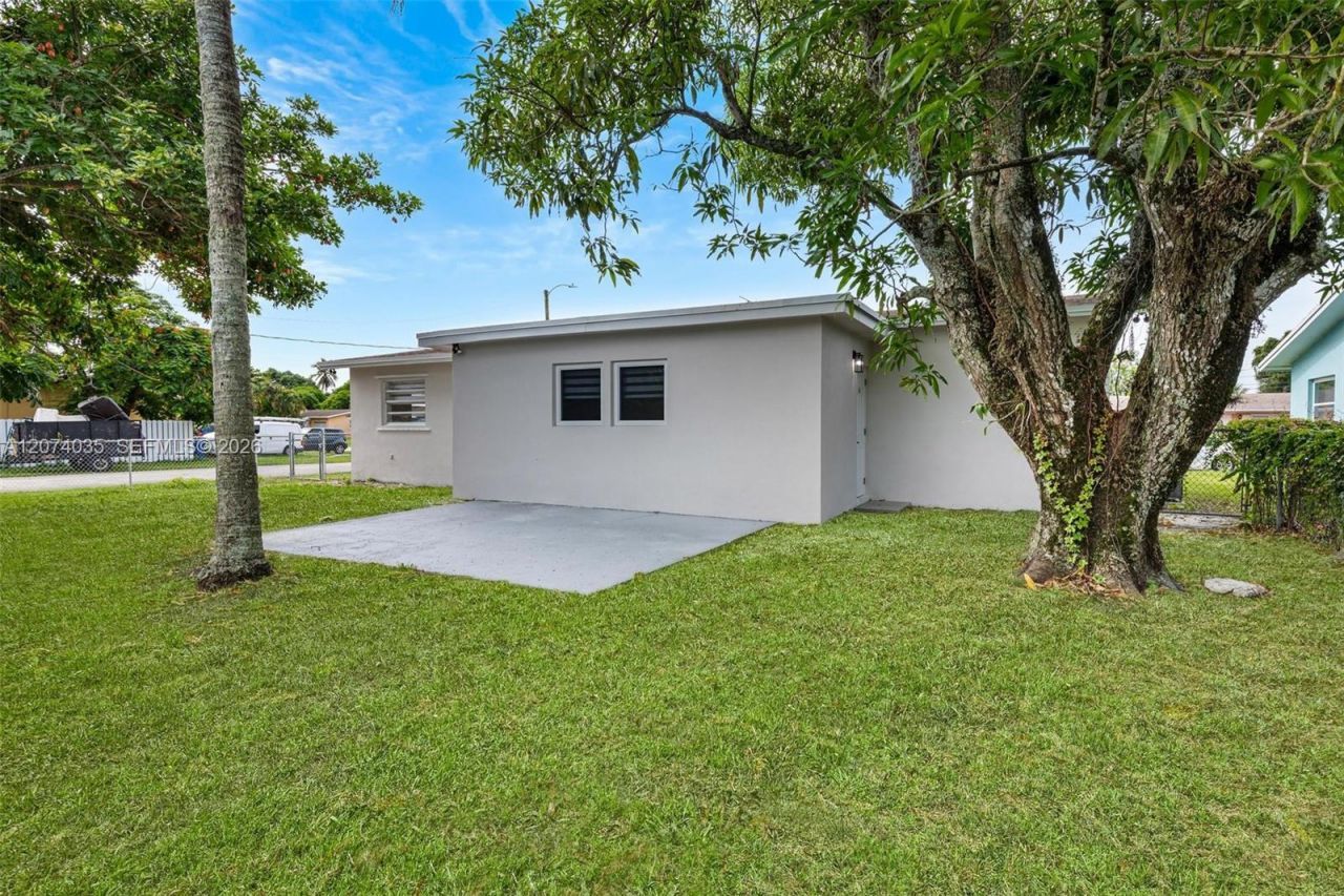 5937 NW 16th Ct , Sunrise, FL 33313 Photo