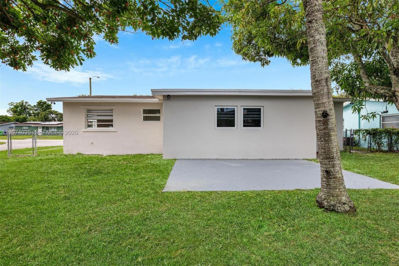 5937 NW 16th Ct , Sunrise, FL 33313 Photo