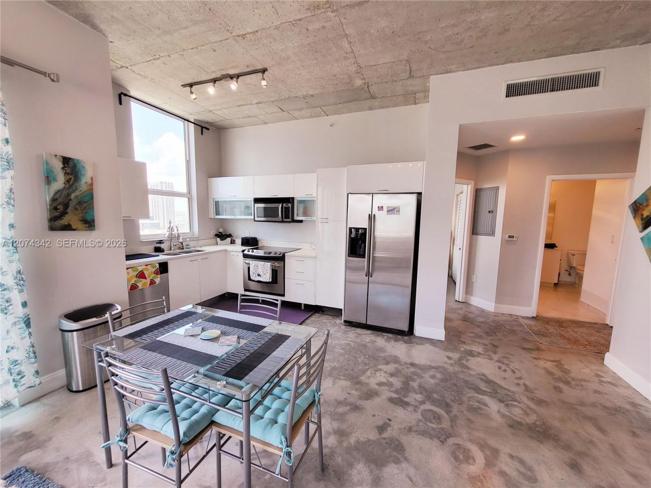 133 NE 2nd Ave, Unit 2419, Miami, FL 33132 Photo