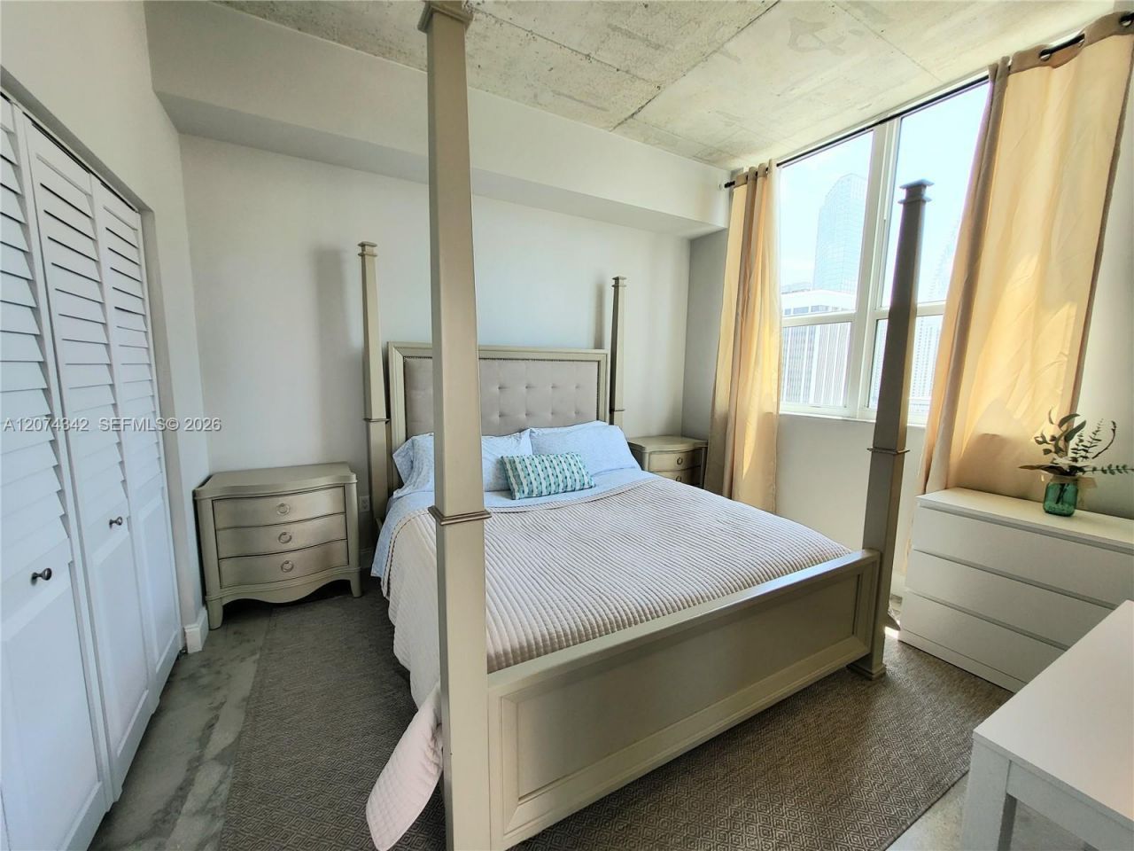 133 NE 2nd Ave, Unit 2419, Miami, FL 33132 Photo