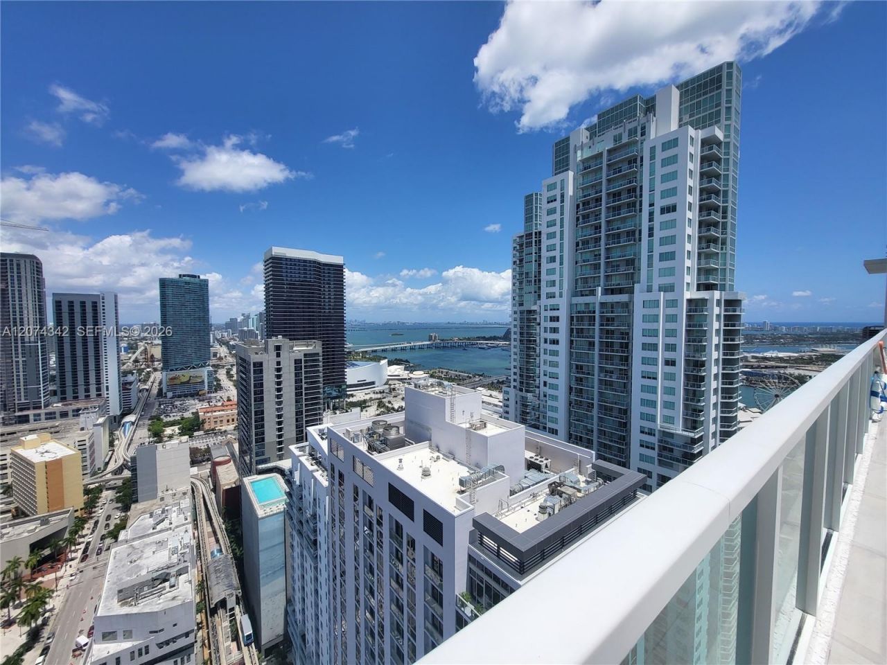 133 NE 2nd Ave, Unit 2419, Miami, FL 33132 Photo