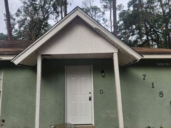718 PINEVILLE LANE , LAKELAND, FL 33810