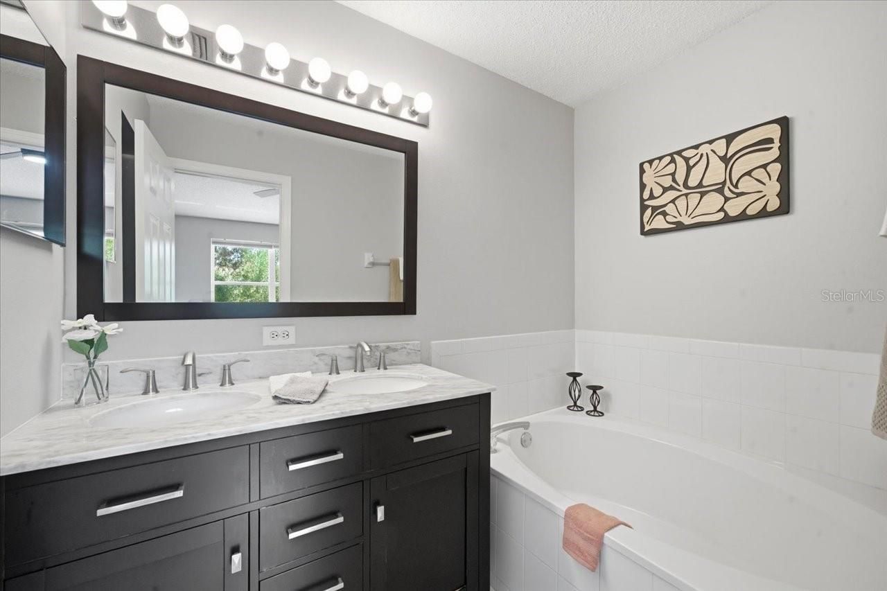 752 Vallance Way Ne, Saint Petersburg, FL 33716 Photo