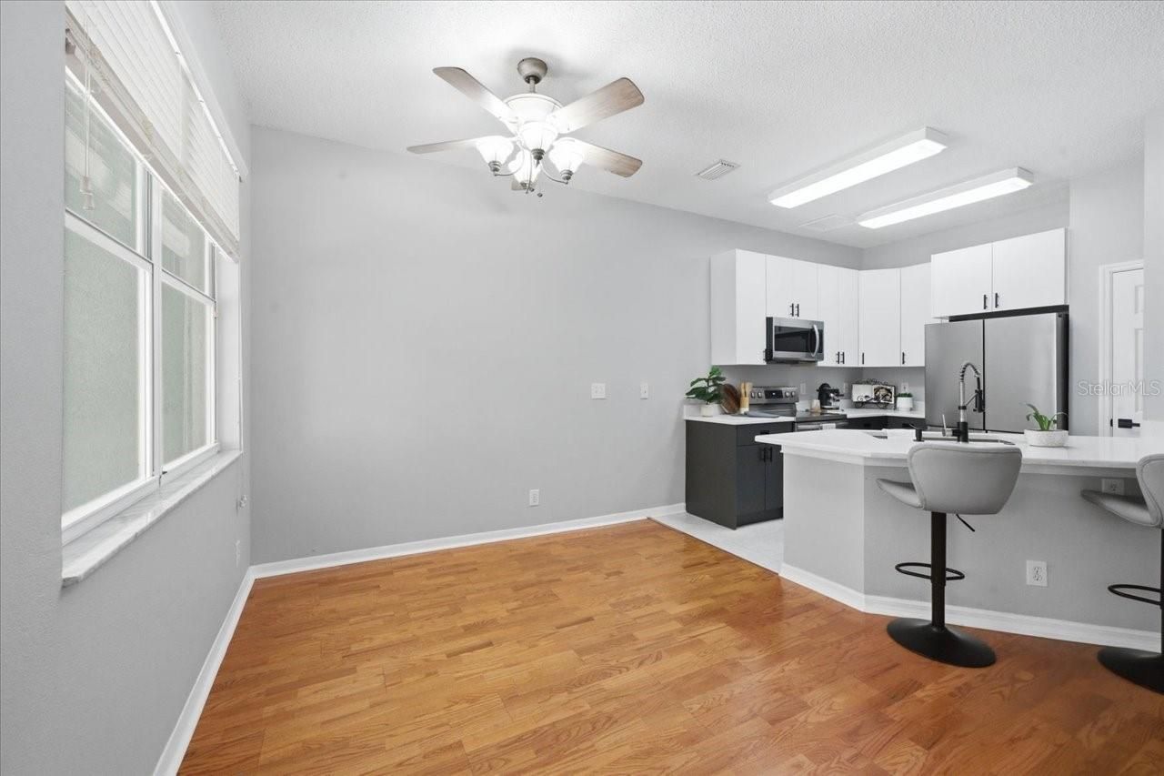 752 Vallance Way Ne, Saint Petersburg, FL 33716 Photo