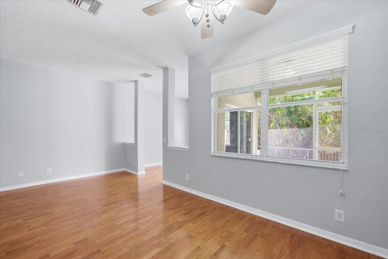 752 Vallance Way Ne, Saint Petersburg, FL 33716 Photo
