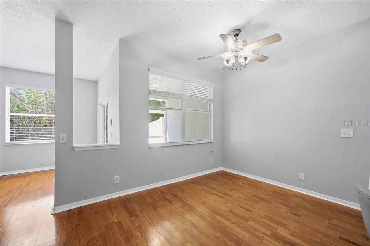 752 Vallance Way Ne, Saint Petersburg, FL 33716 Photo