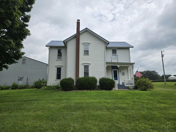 9387 County Road 28 , Zanesfield, OH 43360