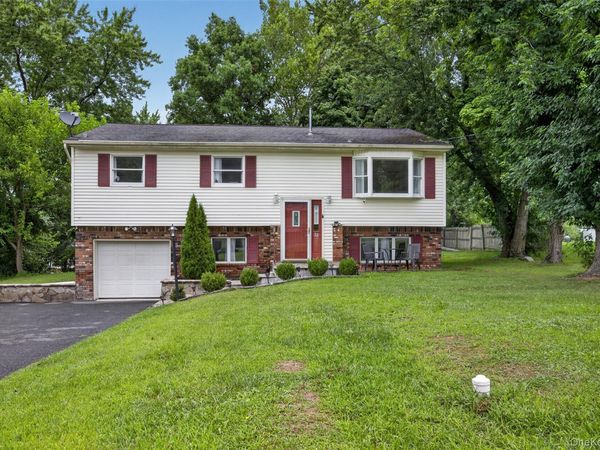 32 Surrey Road , Chester, NY 10918