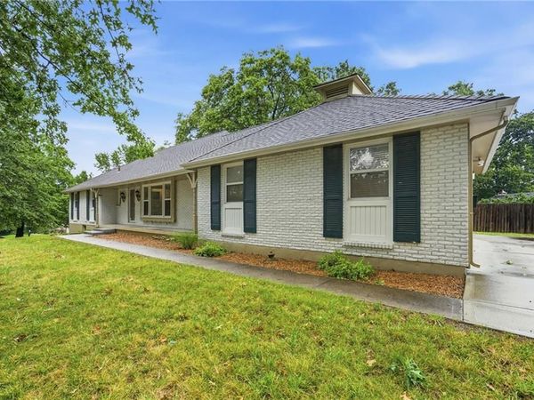 6317 Sterling Avenue, Raytown, MO 64133