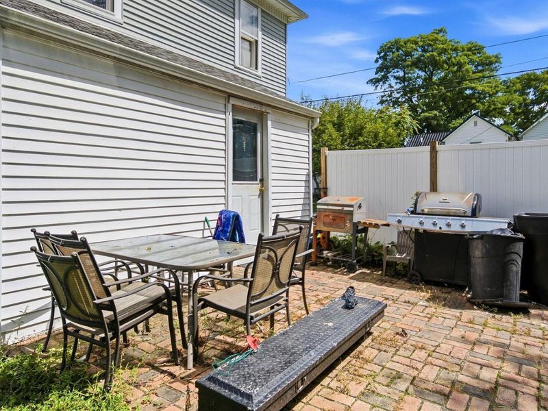 295 E George Street , Marion, OH 43302 Photo 6