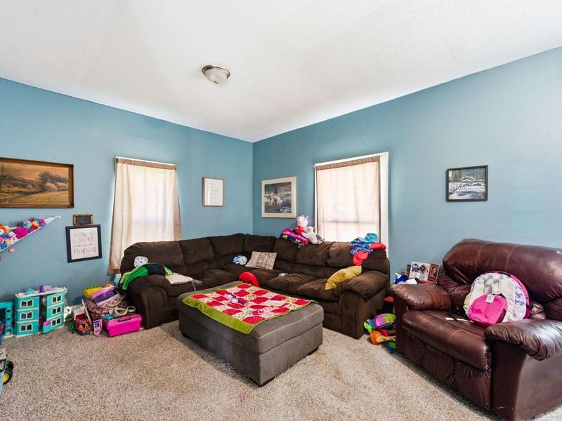 295 E George Street , Marion, OH 43302 Photo 9