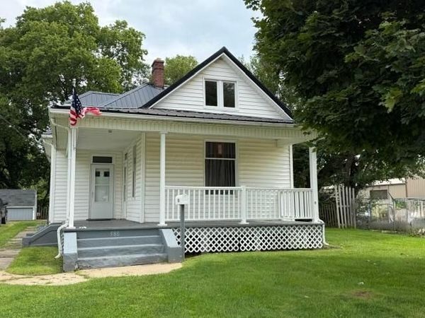 580 E Main Street , Circleville, OH 43113
