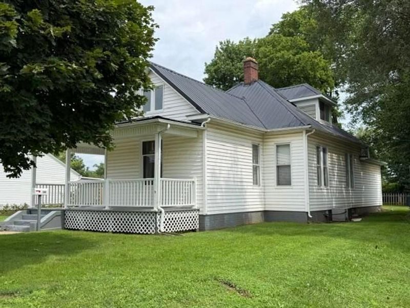 580 E Main Street , Circleville, OH 43113 Photo 2