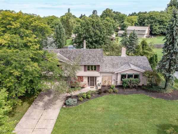 24653 Meldon Boulevard, Beachwood, OH 44122