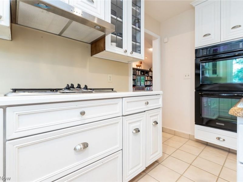 24653 Meldon Boulevard, Beachwood, OH 44122 Photo 17