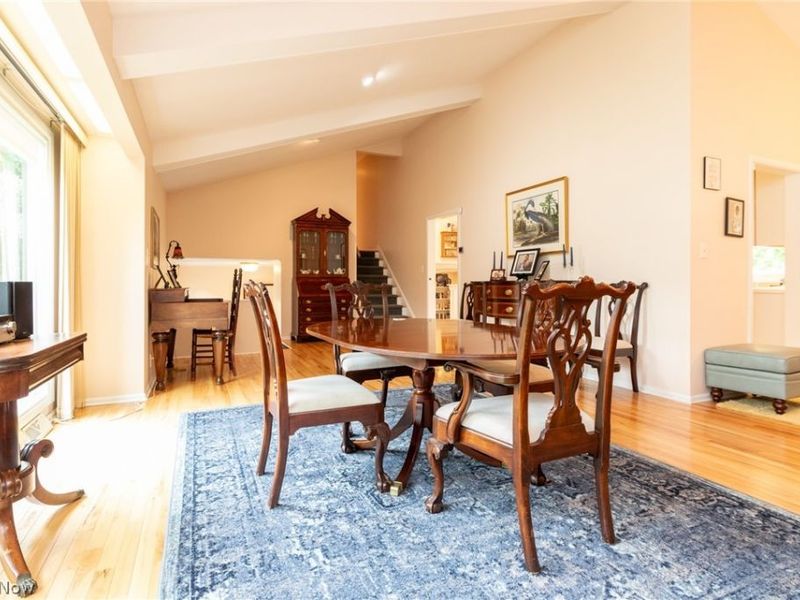 24653 Meldon Boulevard, Beachwood, OH 44122 Photo 5