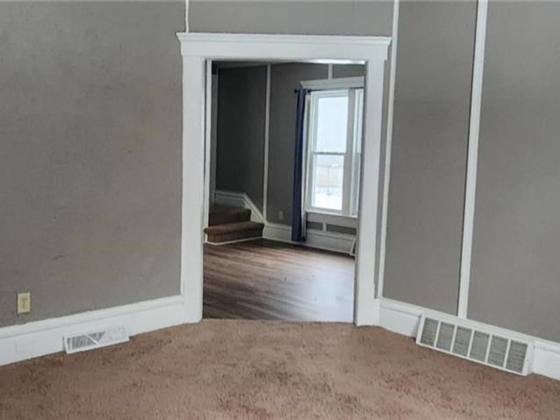 244 Arch Street, Akron, OH 44304 Photo 4