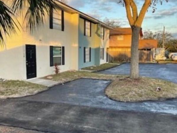 2254 W New Haven Avenue , West Melbourne, FL 32904