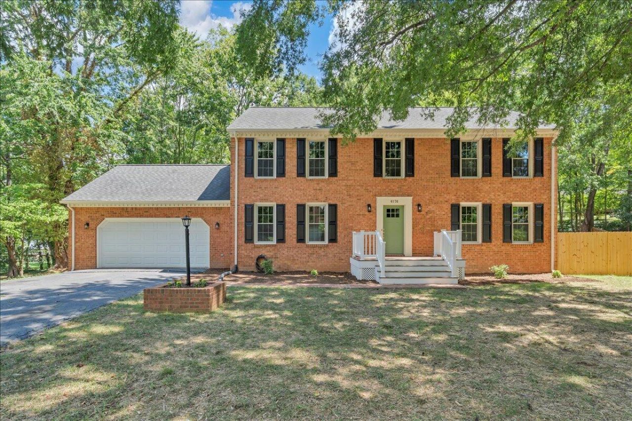 6176 Copper Cir, Roanoke, VA 24019 Main Photo