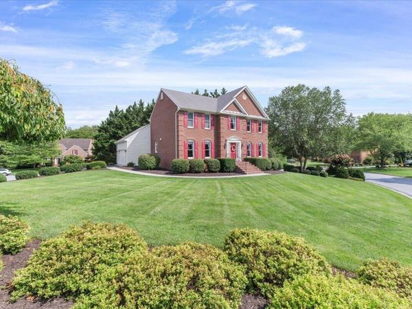 7789 Hollins Court DR, Roanoke, VA 24019