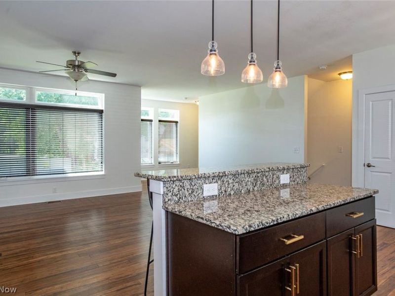 7309 Gateway Court, Cleveland, OH 44102 Photo 11