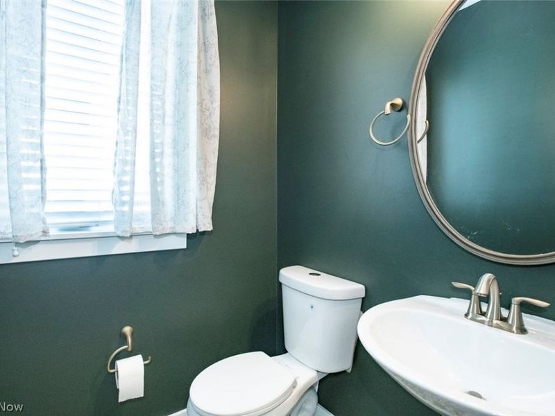 7309 Gateway Court, Cleveland, OH 44102 Photo 12
