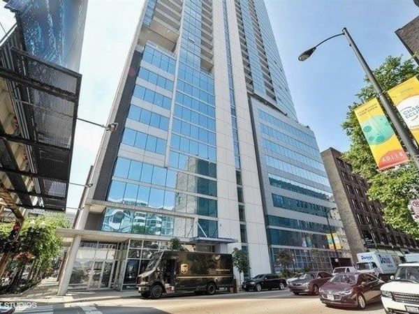303 W OHIO Street, Unit 2004, Chicago, IL 60654
