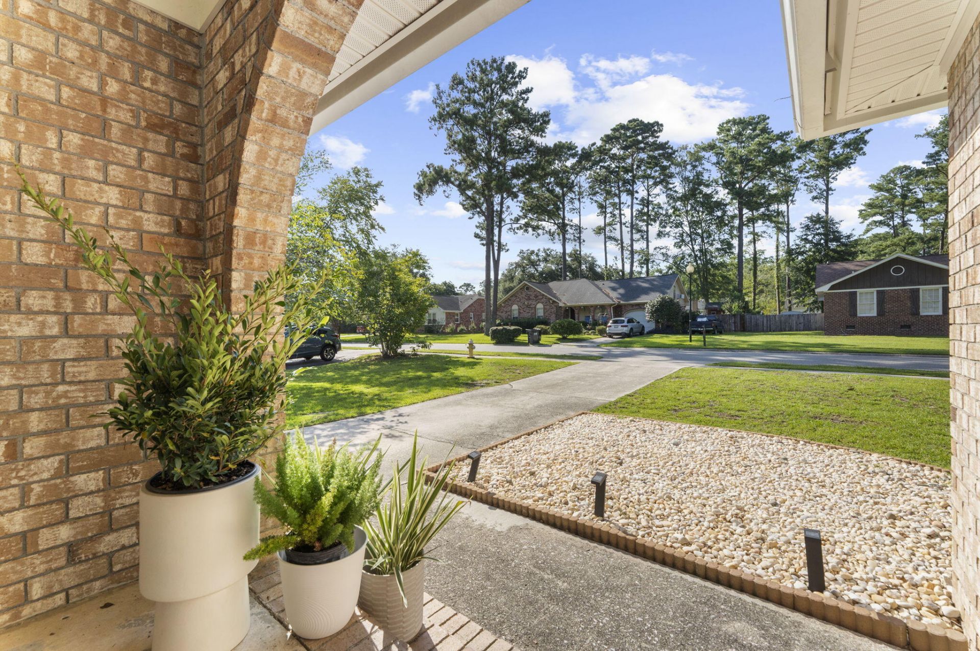 118 Bramwell Drive Photo 4